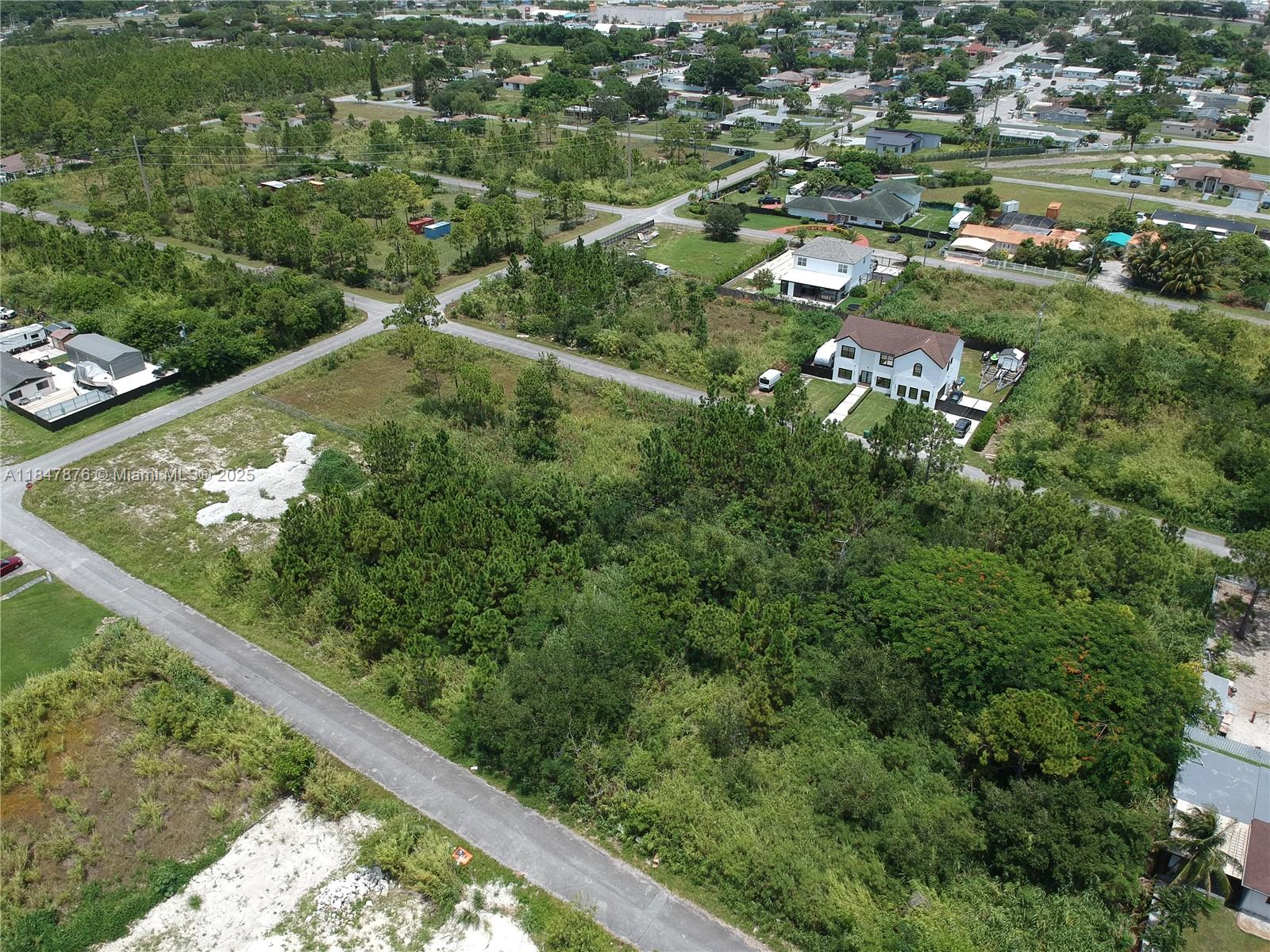 Ver detalles / sq. ft. $ 2025-07-28 0 foto