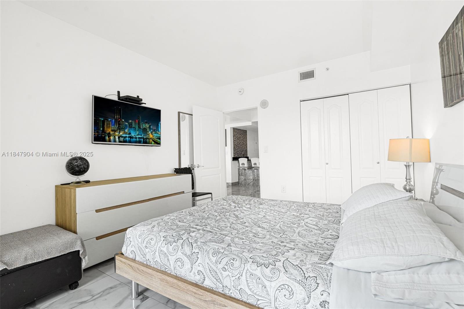 Photo of 17555 Atlantic Blvd  #504, Sunny Isles Beach, Florida, 33160 - 