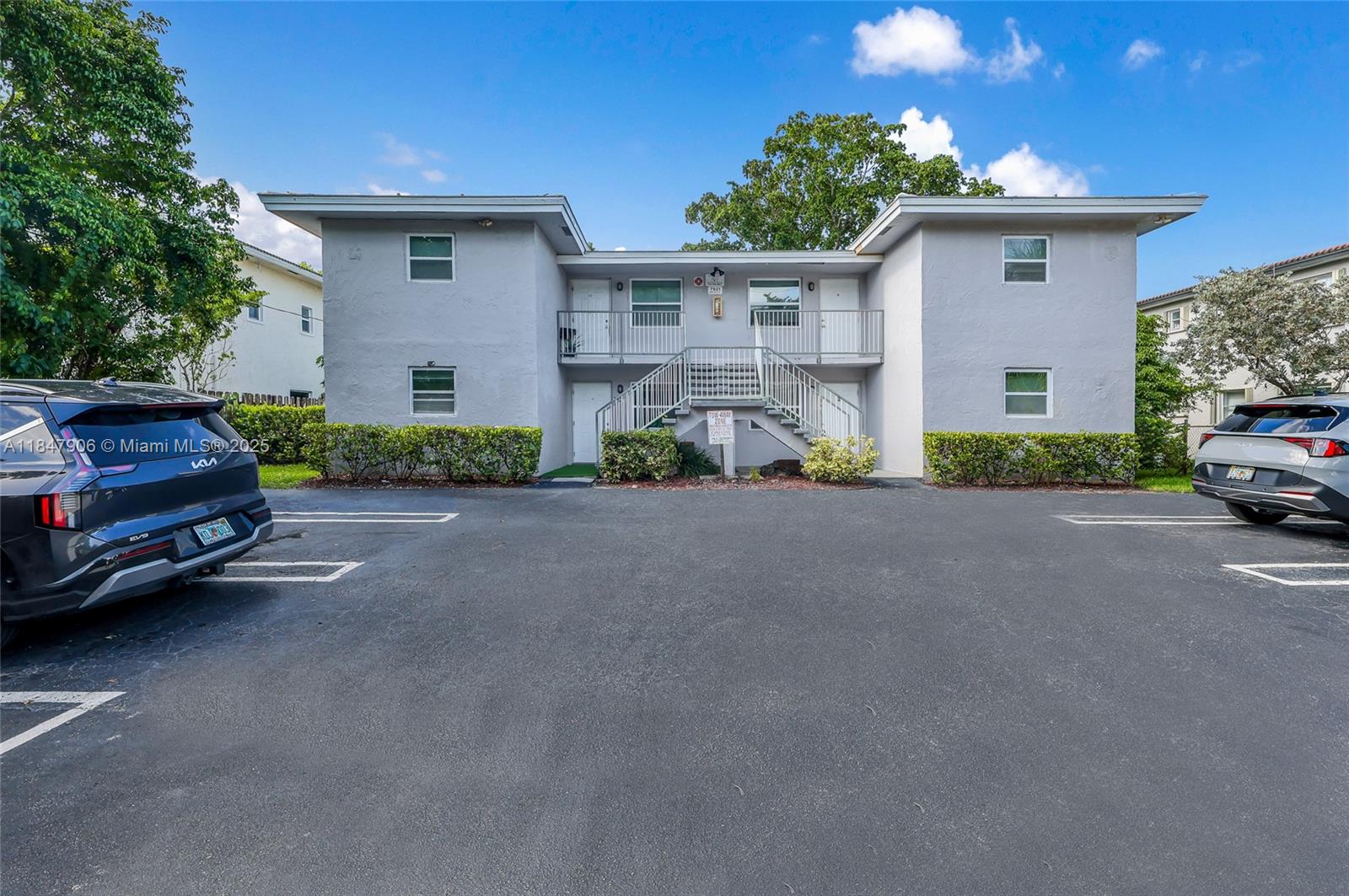 See details / 4243 sq. ft. $ 2025-07-28 0 Photo