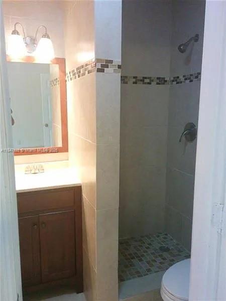 See details / 5446 sq. ft. $ 2025-07-28 0 Photo