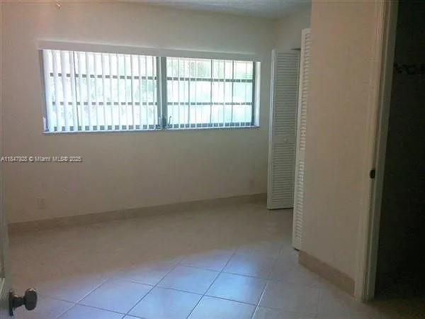 See details / 5446 sq. ft. $ 2025-07-28 0 Photo