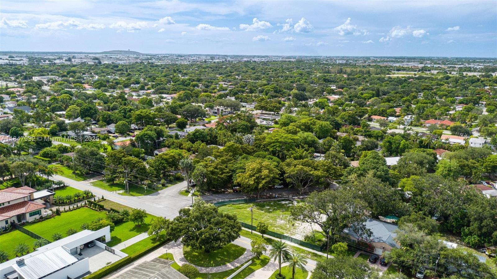 Ver detalles / sq. ft. $ 2025-07-28 0 foto