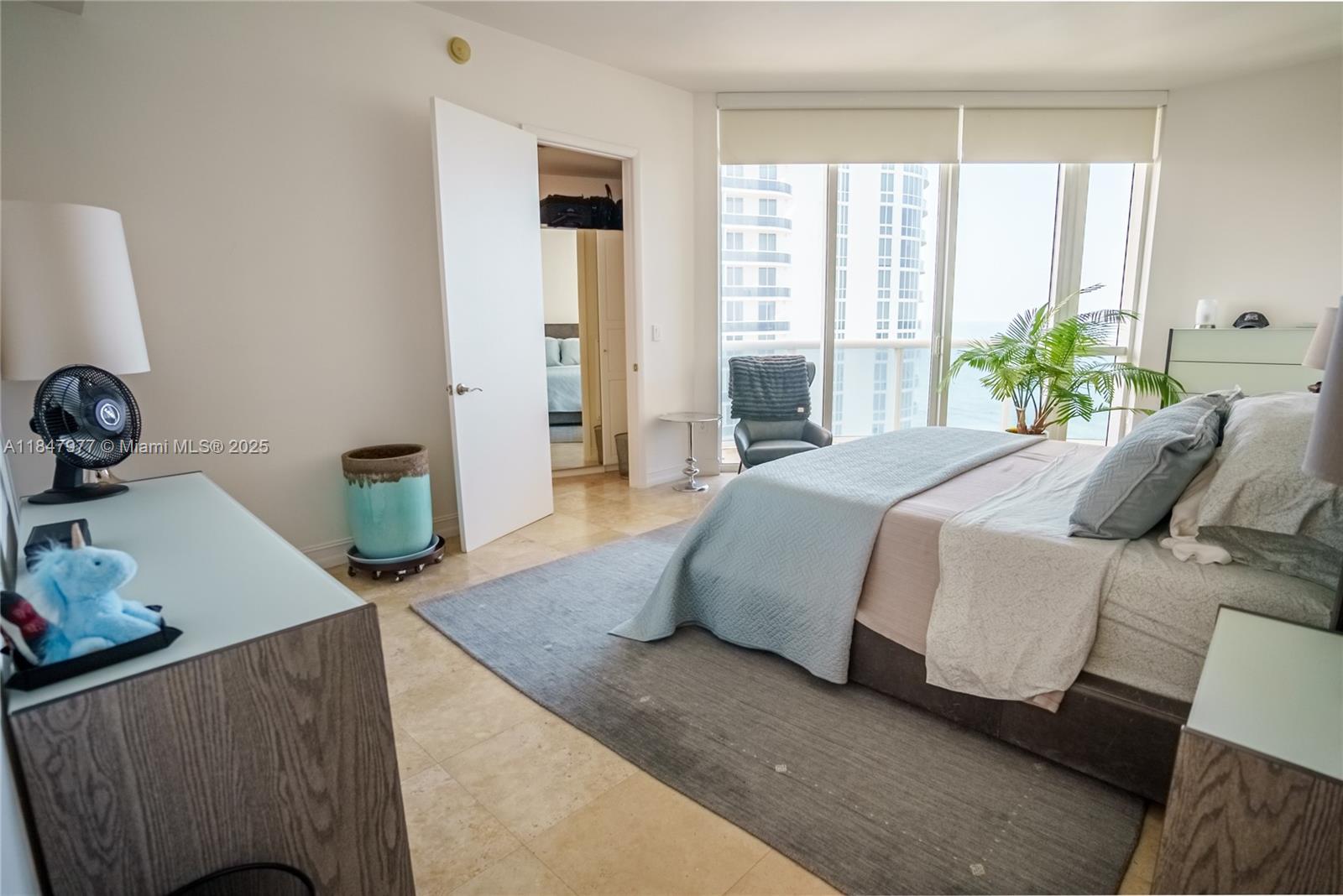 See details 1104 3 / 4 2327 sq. ft. $ 2025-07-28 0 Photo