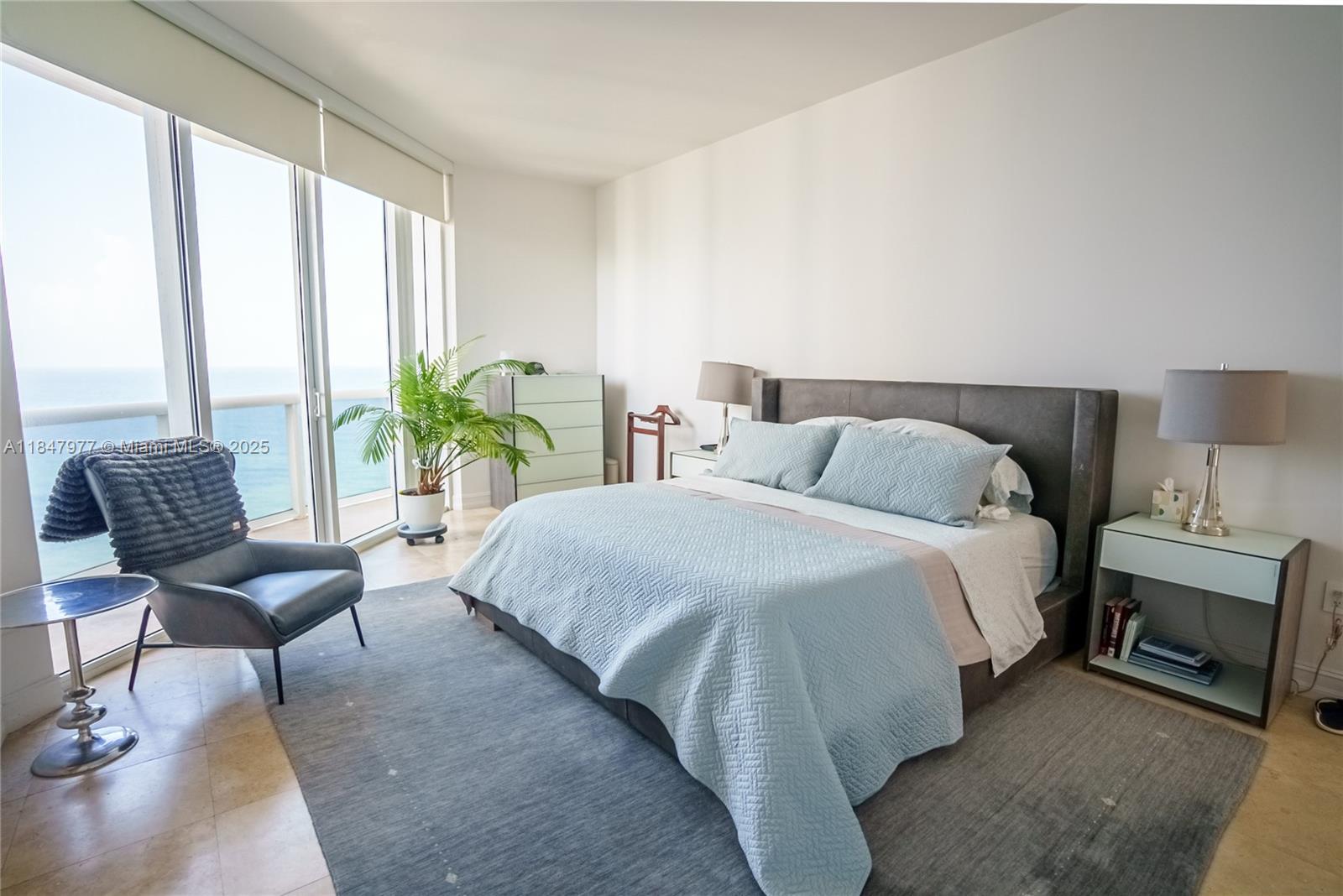 See details 1104 3 / 4 2327 sq. ft. $ 2025-07-28 0 Photo