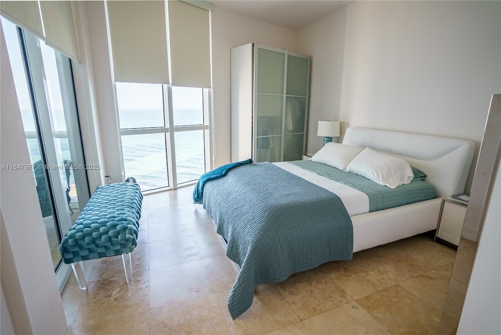 See details 1104 3 / 4 2327 sq. ft. $ 2025-07-28 0 Photo