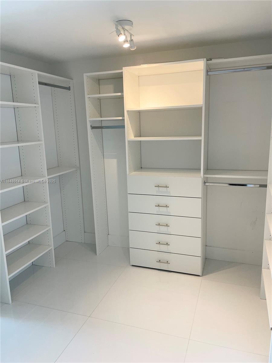 Photo of 400 Sunny Isles Blvd  #1002, Sunny Isles Beach, Florida, 33160 - 