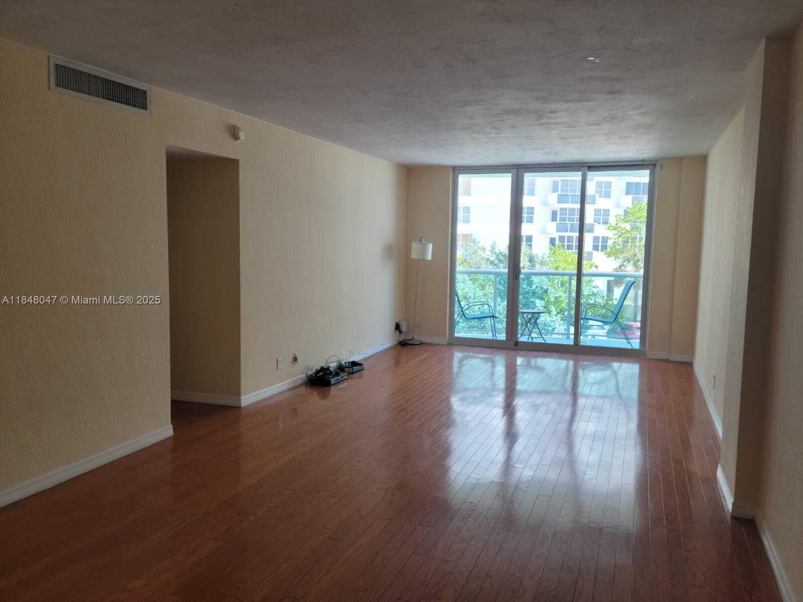 Photo of 3801 Ocean Dr #3A, Hollywood, Florida, 33019 -
