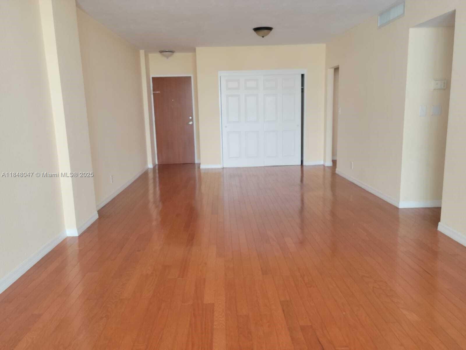 Photo of 3801 Ocean Dr #3A, Hollywood, Florida, 33019 -