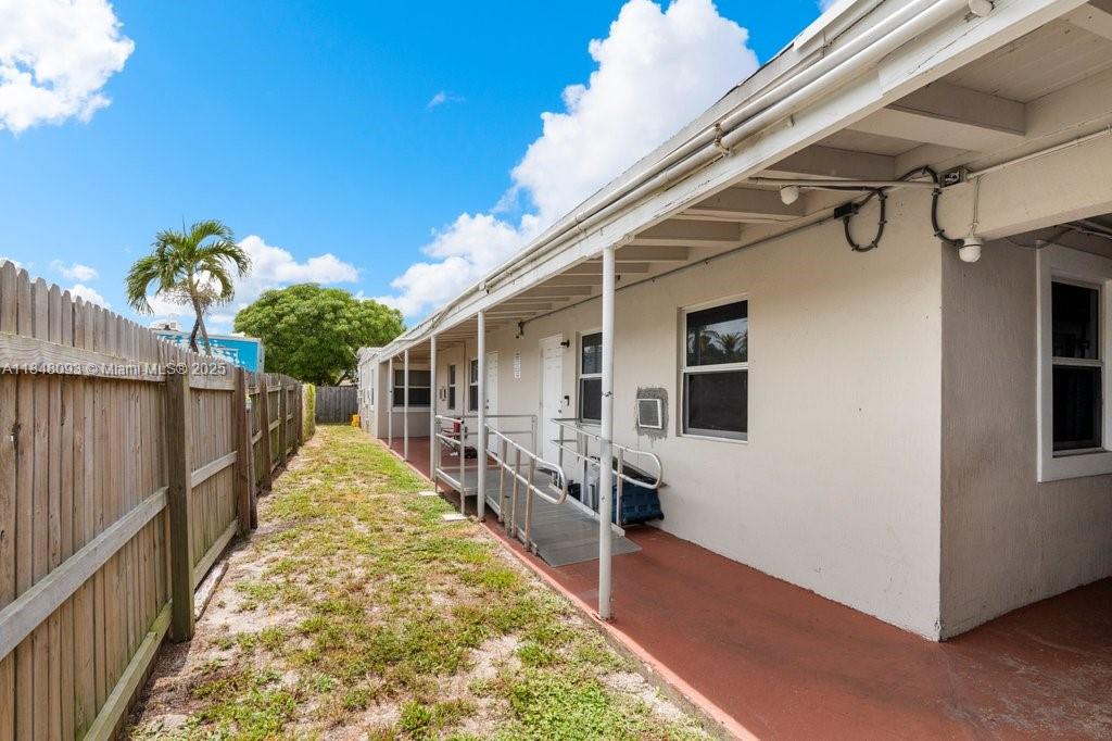 Ver detalles / 4242 sq. ft. $ 2025-07-28 0 foto