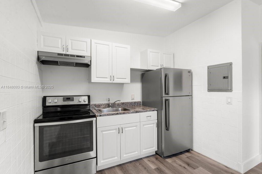 Ver detalles / 4242 sq. ft. $ 2025-07-28 0 foto