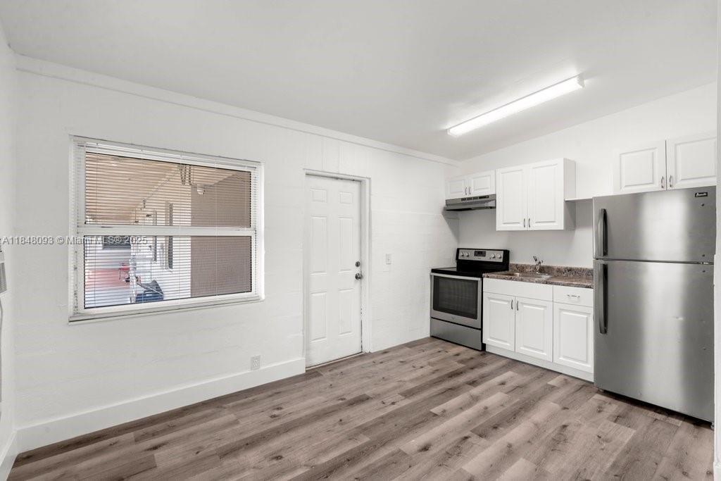 Ver detalles / 4242 sq. ft. $ 2025-07-28 0 foto