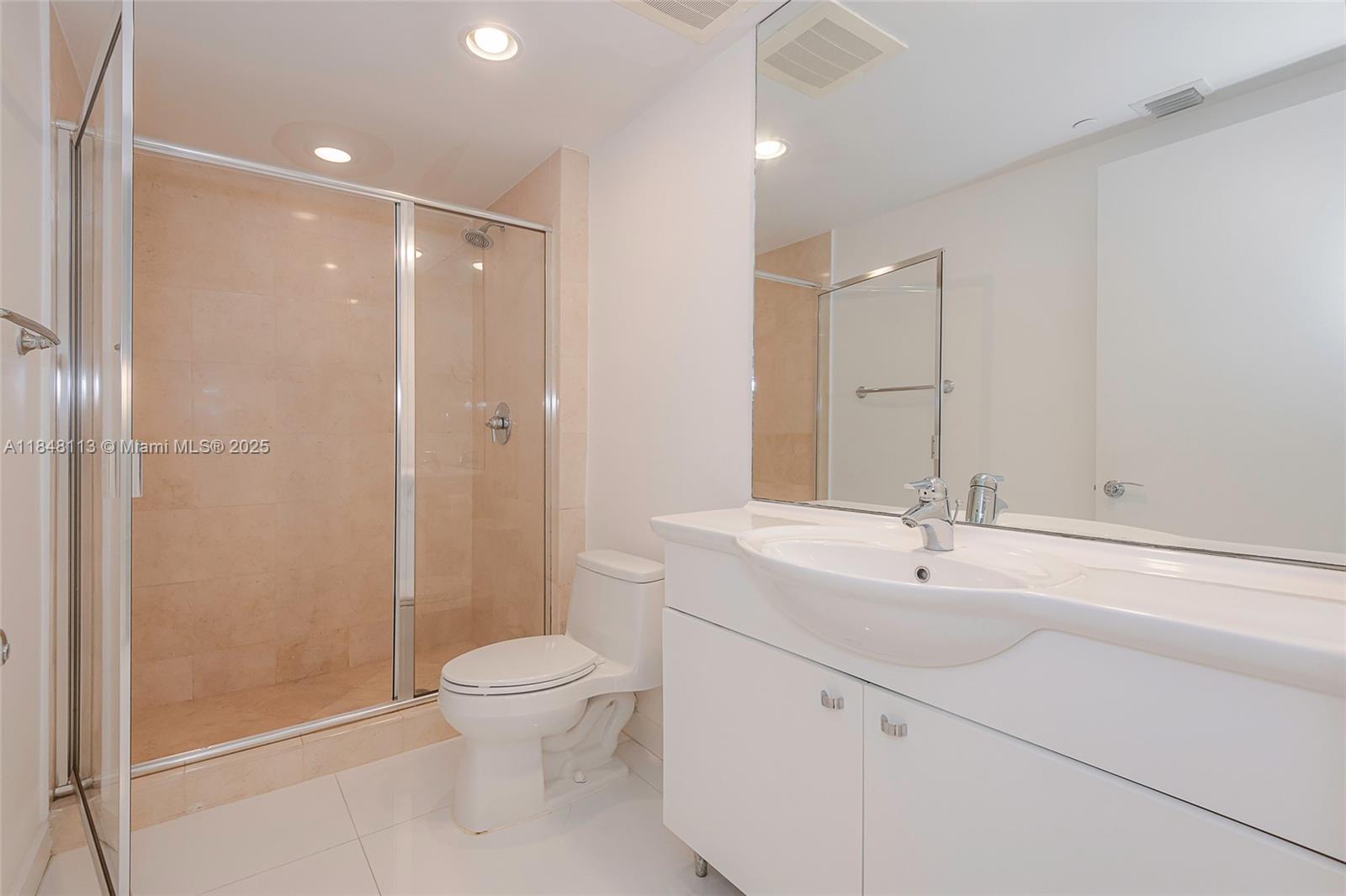 See details 2702 3 / 3 1841 sq. ft. $ 2025-07-28 0 Photo