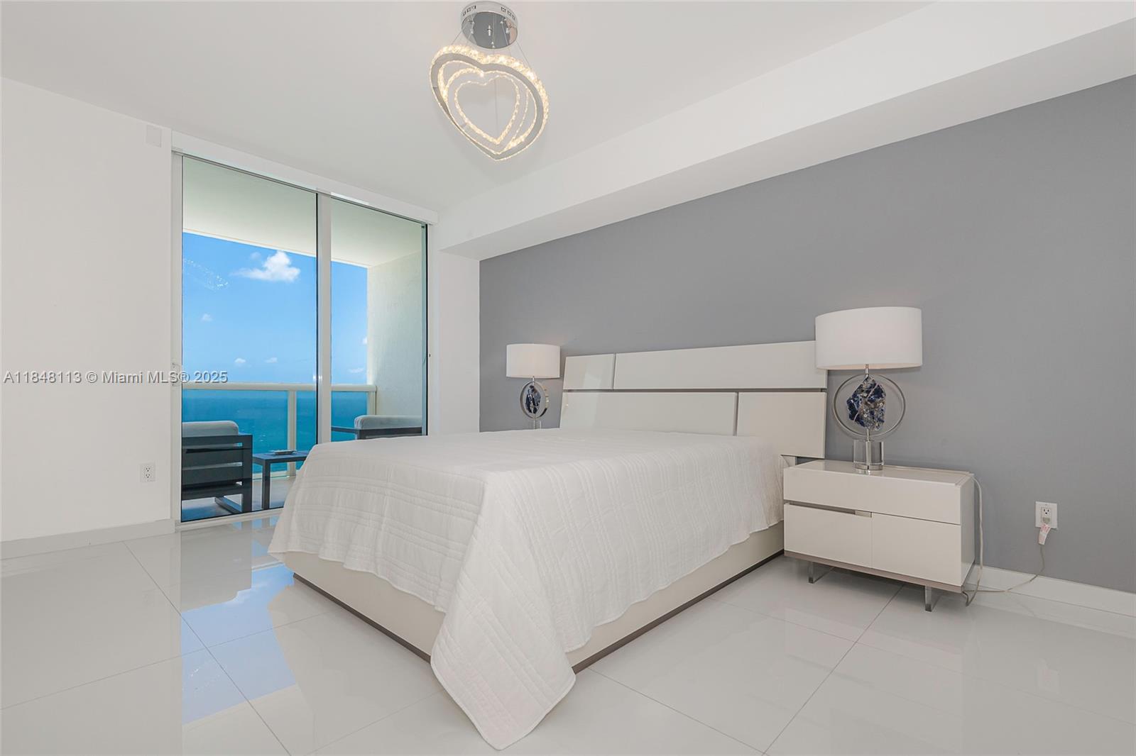 See details 2702 3 / 3 1841 sq. ft. $ 2025-07-28 0 Photo