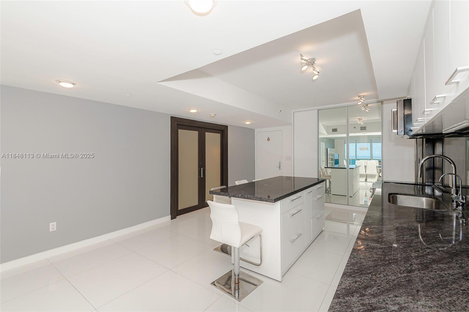 See details 2702 3 / 3 1841 sq. ft. $ 2025-07-28 0 Photo