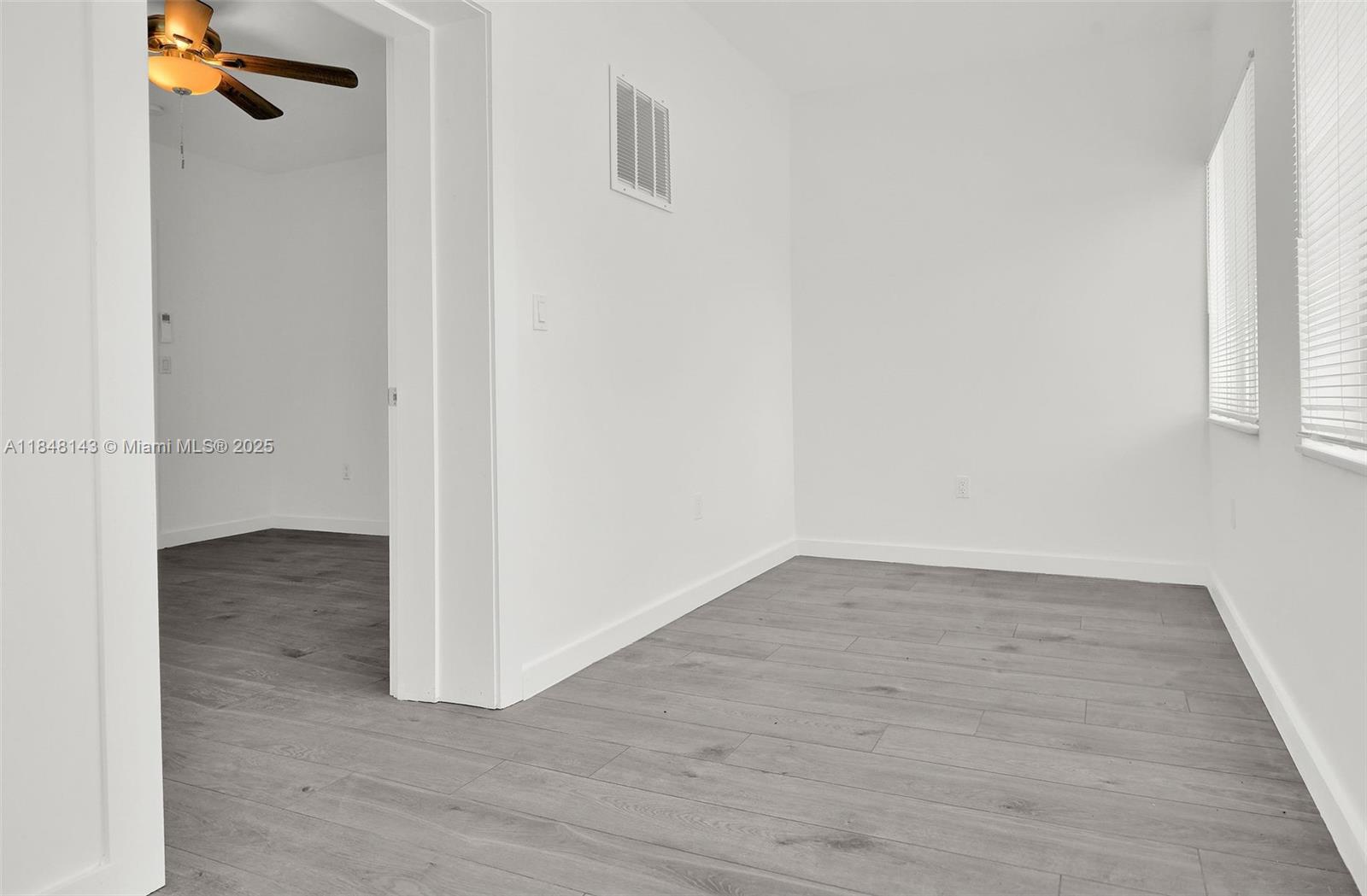 See details / 3628 sq. ft. $ 2025-07-28 0 Photo