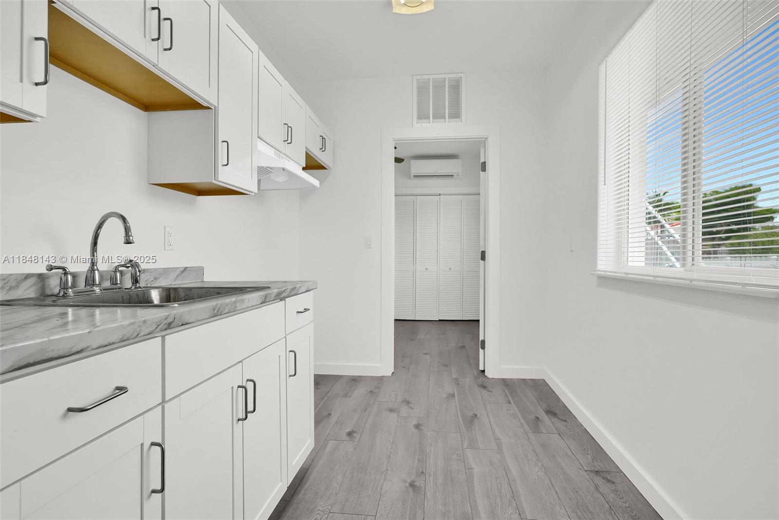 See details / 3628 sq. ft. $ 2025-07-28 0 Photo
