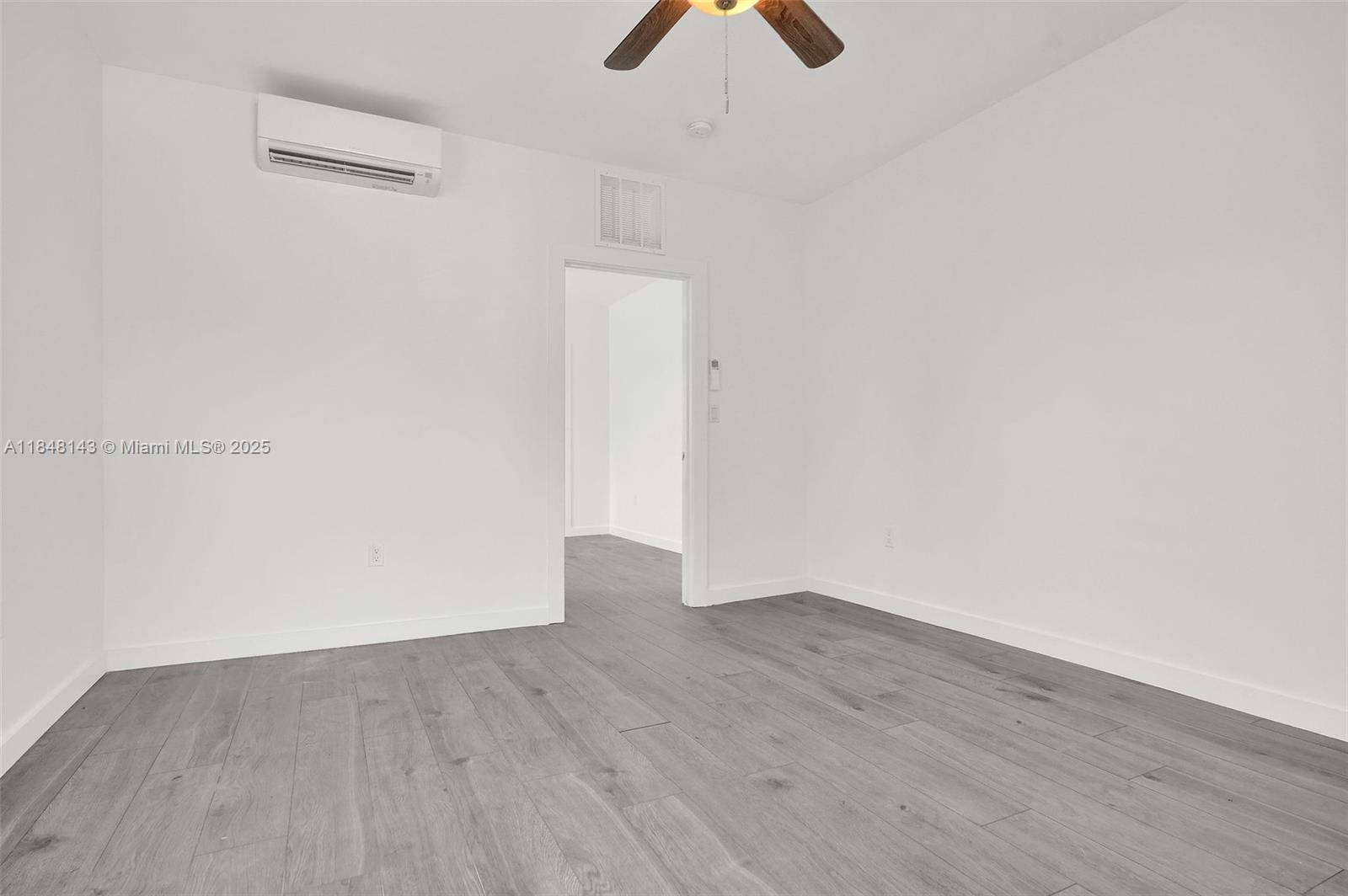 See details / 3628 sq. ft. $ 2025-07-28 0 Photo