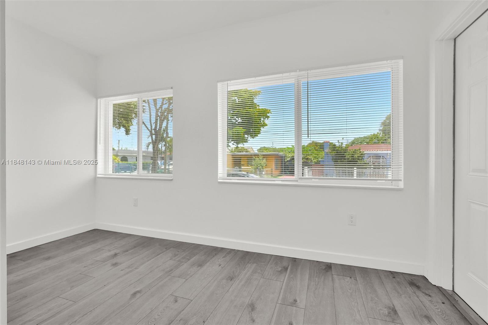 See details / 3628 sq. ft. $ 2025-07-28 0 Photo