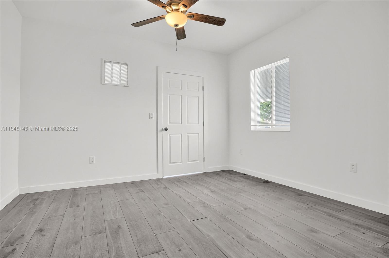 See details / 3628 sq. ft. $ 2025-07-28 0 Photo