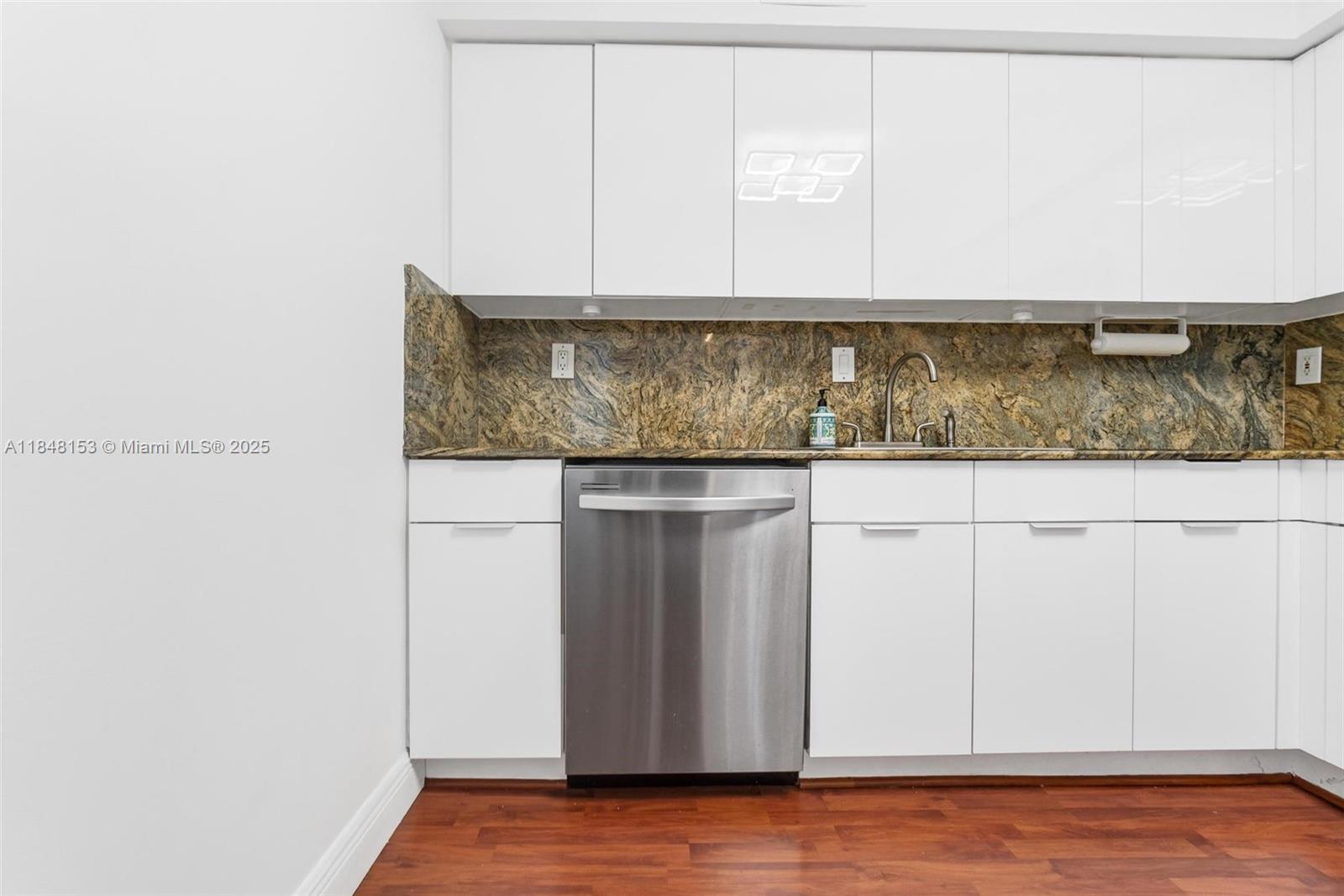 Photo of 3530 Mystic Pointe Dr  #3107, Aventura, Florida, 33180 - 