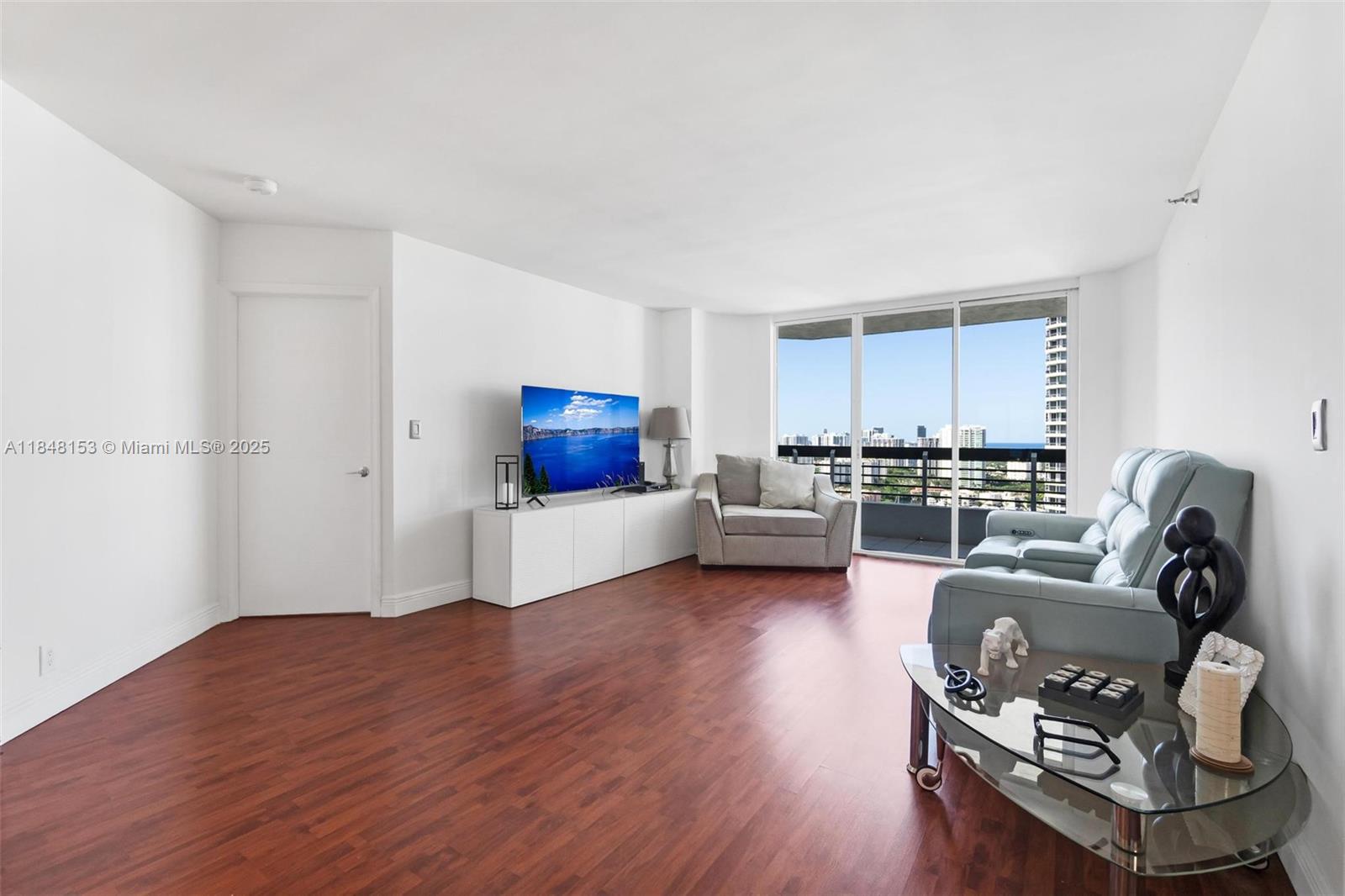 Photo of 3530 Mystic Pointe Dr  #3107, Aventura, Florida, 33180 - 