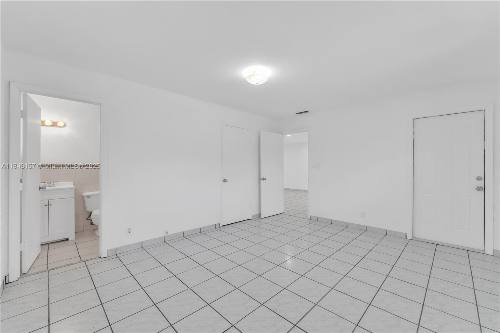 Ver detalles / 1916 sq. ft. $ 2025-07-28 0 foto