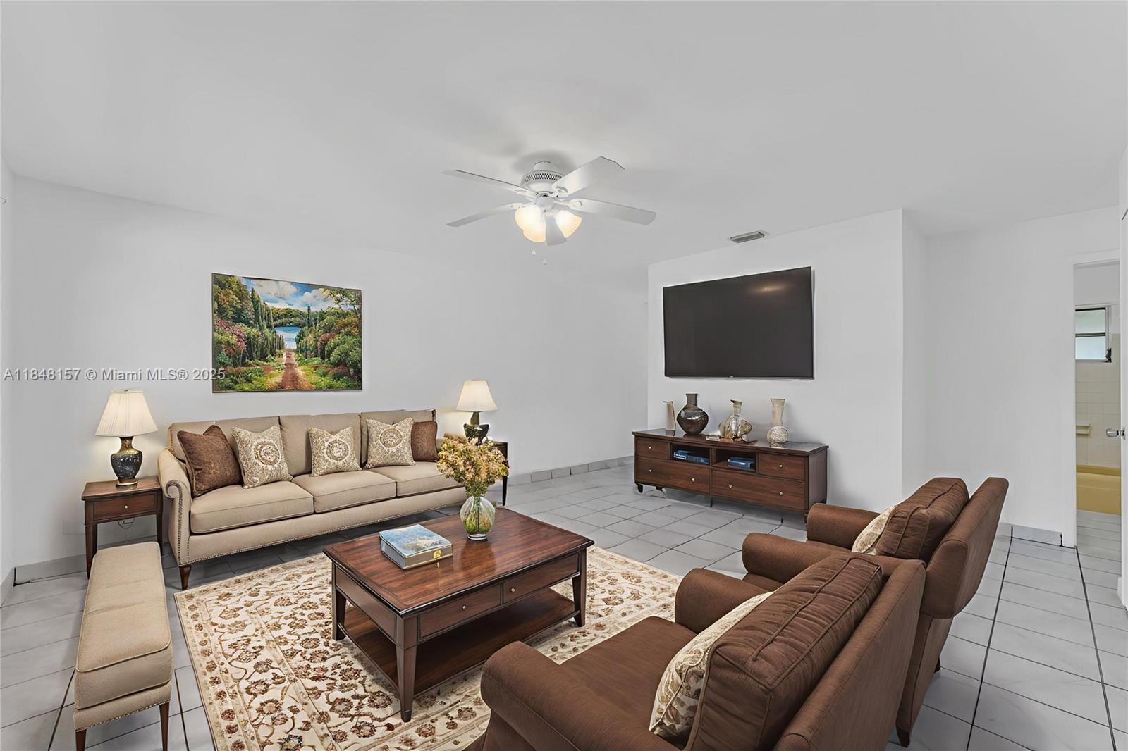 Ver detalles / 1916 sq. ft. $ 2025-07-28 0 foto