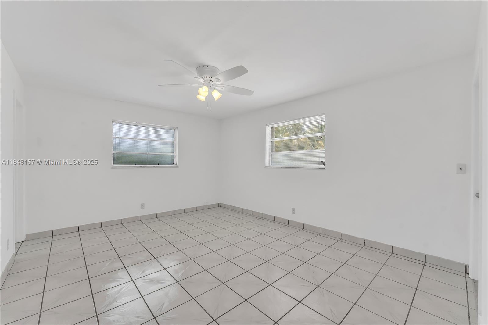 Ver detalles / 1916 sq. ft. $ 2025-07-28 0 foto