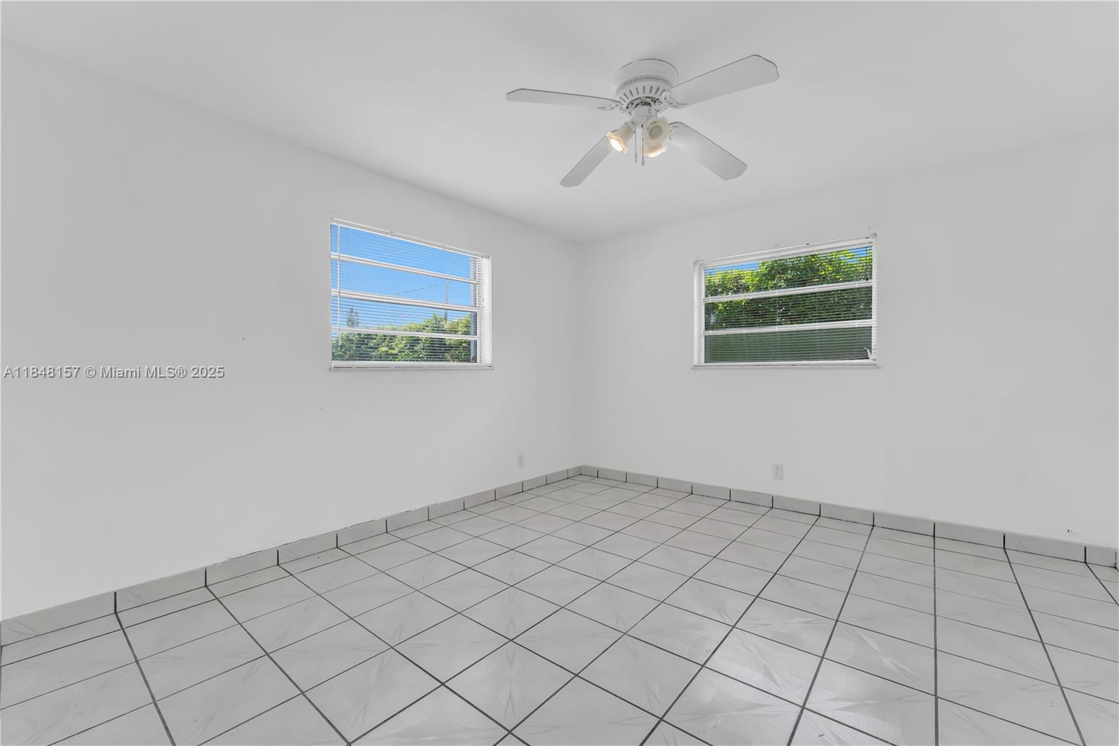 Ver detalles / 1916 sq. ft. $ 2025-07-28 0 foto