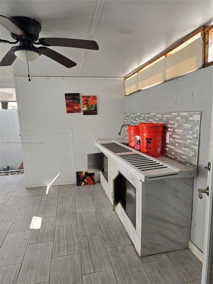See details 11465 3 / 2 1130 sq. ft. $ 2025-07-28 0 Photo