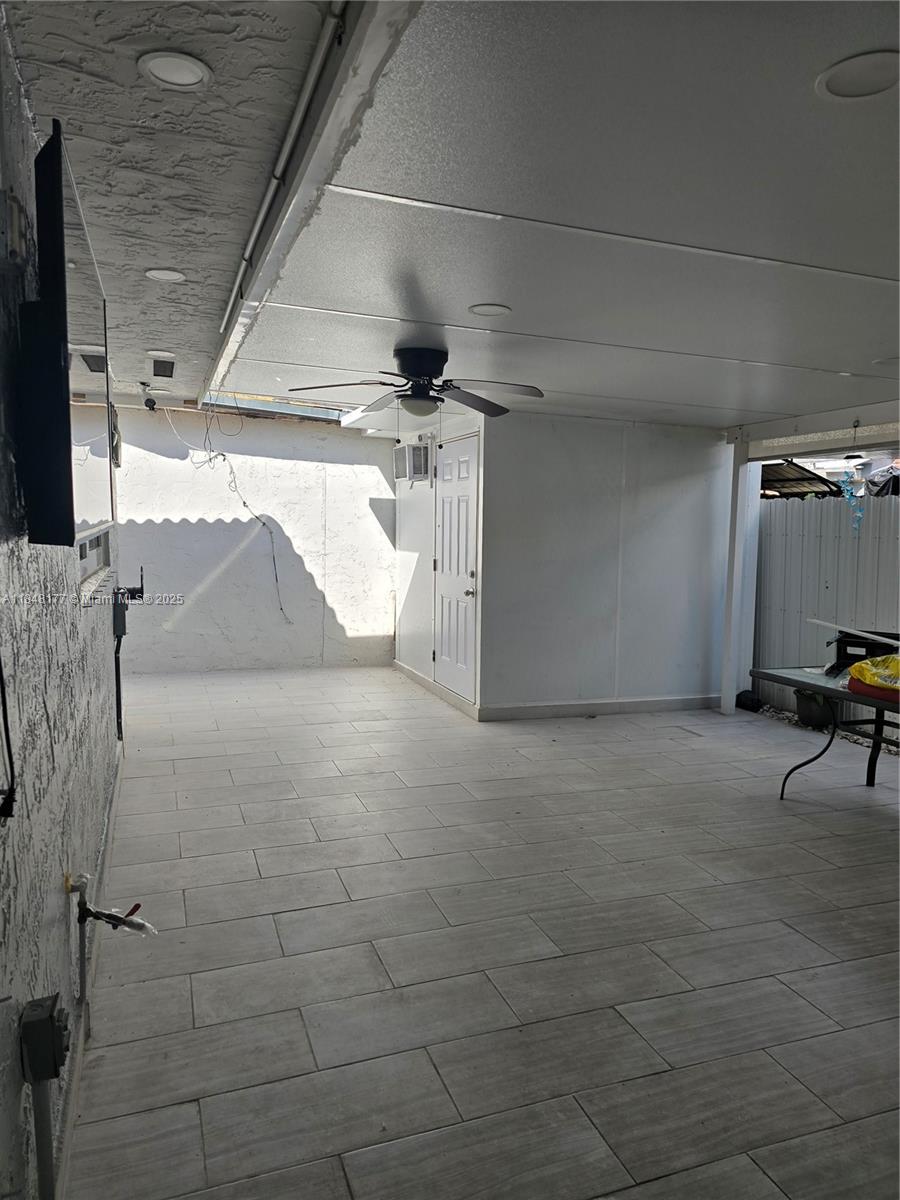 See details 11465 3 / 2 1130 sq. ft. $ 2025-07-28 0 Photo