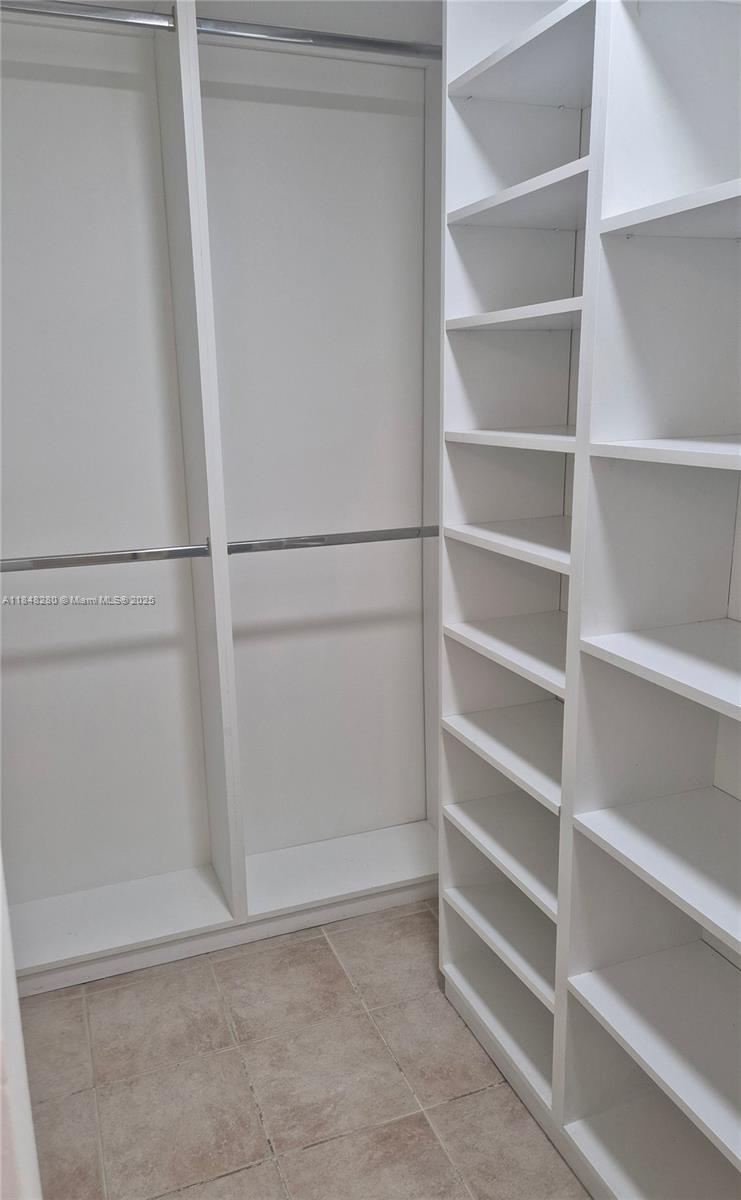 Photo of 1810 Sweetbay Way  (1810), Hollywood, Florida, 33019 - 
