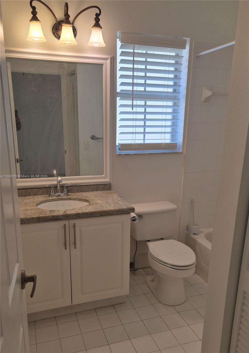 Photo of 1810 Sweetbay Way  (1810), Hollywood, Florida, 33019 - 