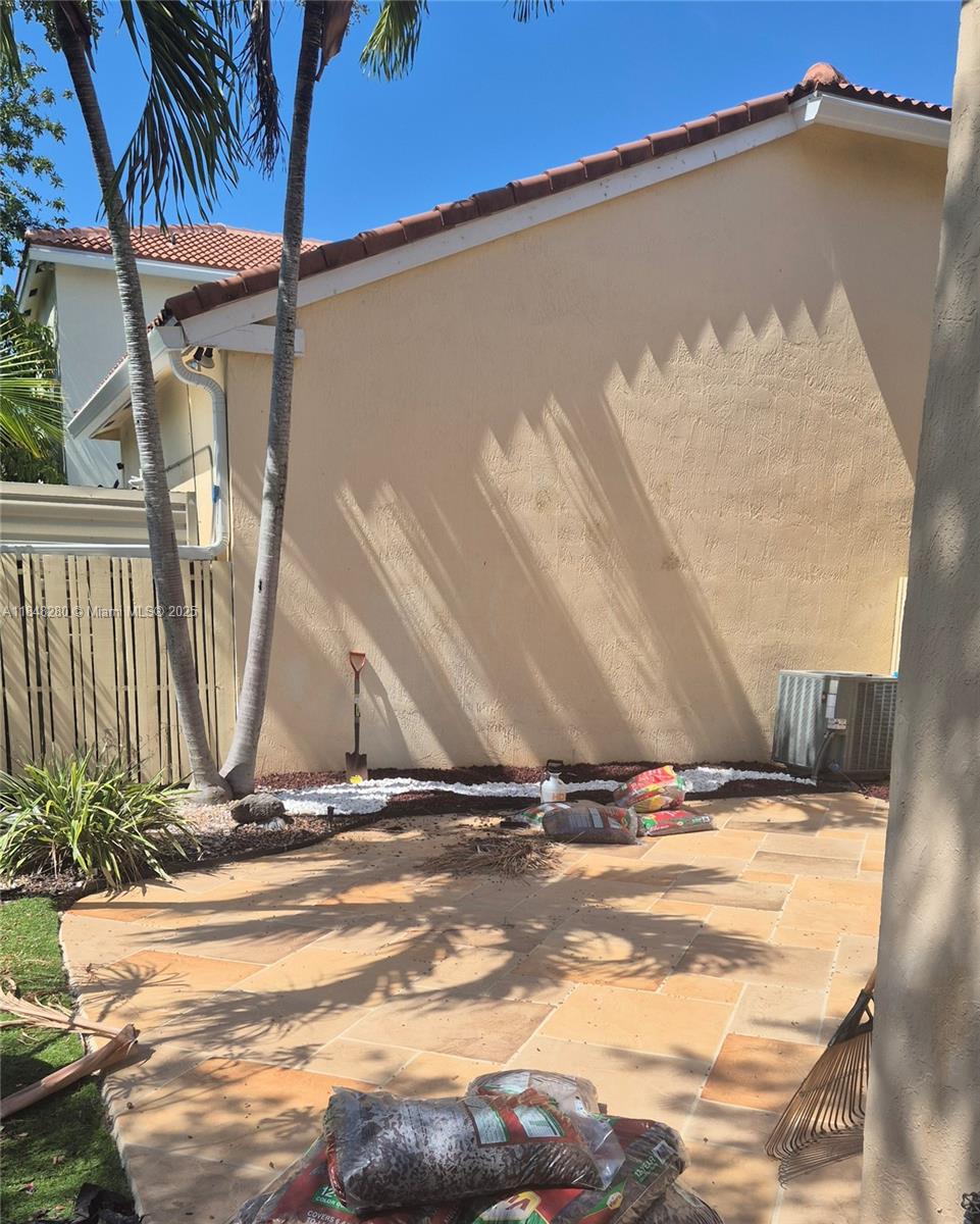 Photo of 1810 Sweetbay Way  (1810), Hollywood, Florida, 33019 - 