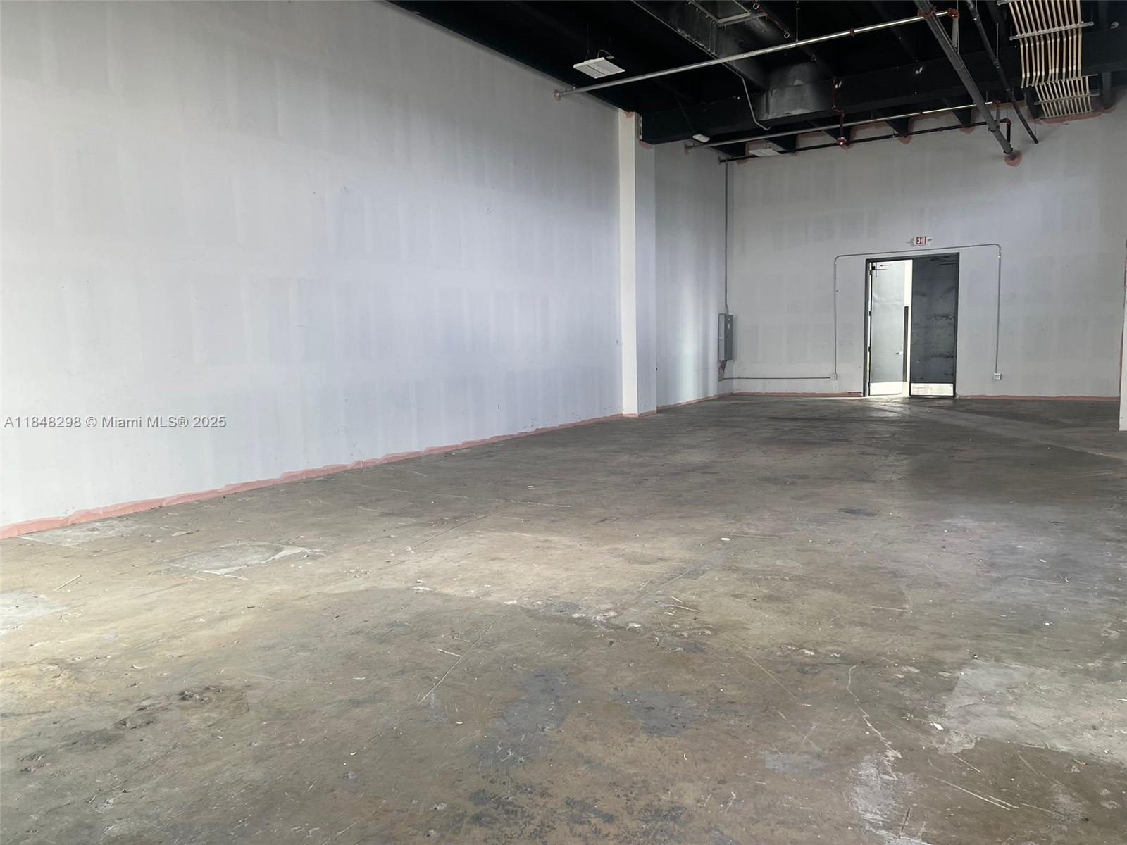 See details 2 / sq. ft. $ 2025-07-28 0 Photo