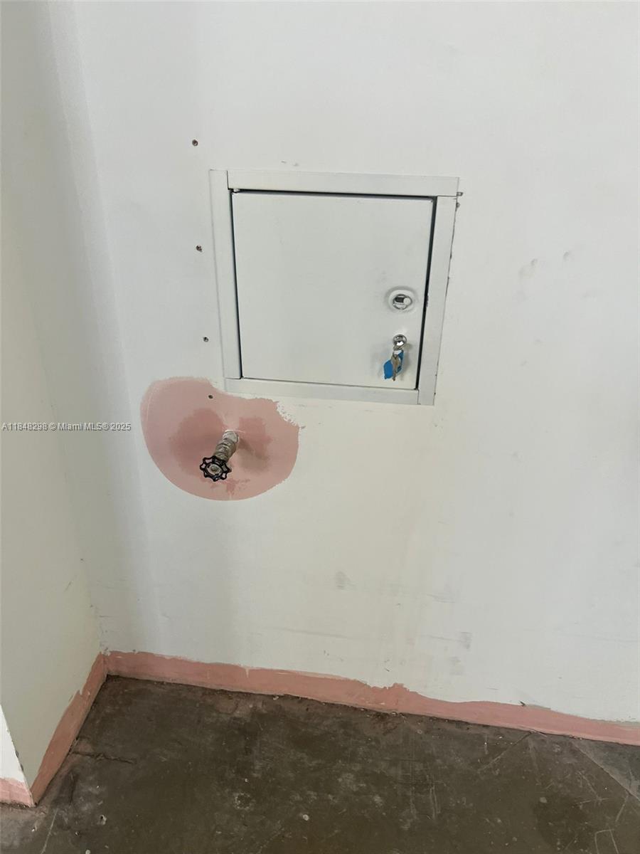 See details 2 / sq. ft. $ 2025-07-28 0 Photo