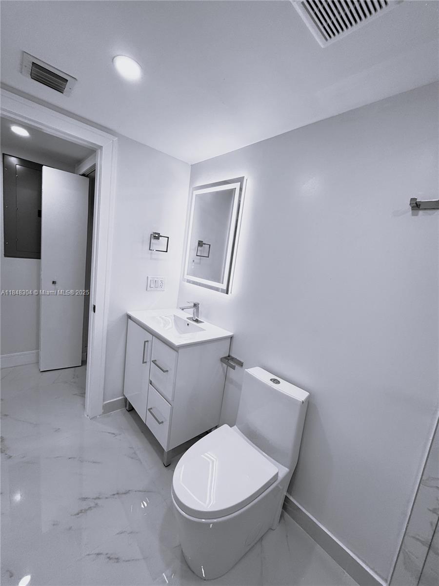See details / 2157 sq. ft. $ 2025-07-28 0 Photo