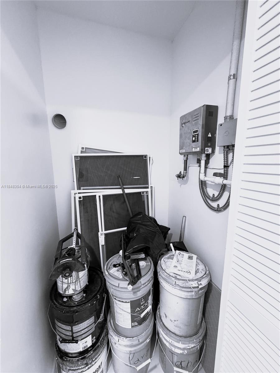 See details / 2157 sq. ft. $ 2025-07-28 0 Photo