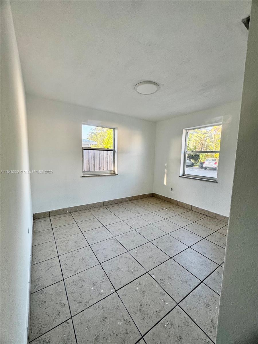 See details / 1689 sq. ft. $ 2025-07-28 0 Photo