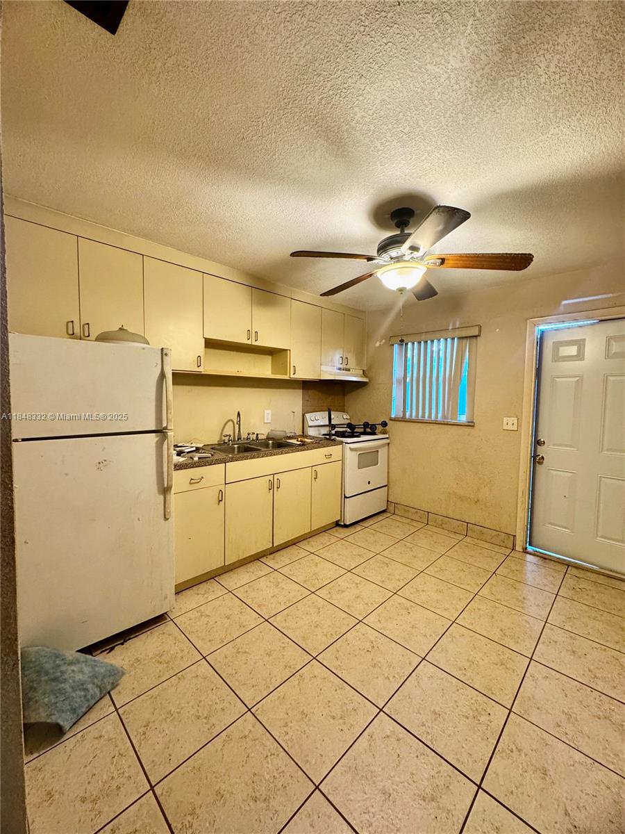 See details / 1689 sq. ft. $ 2025-07-28 0 Photo