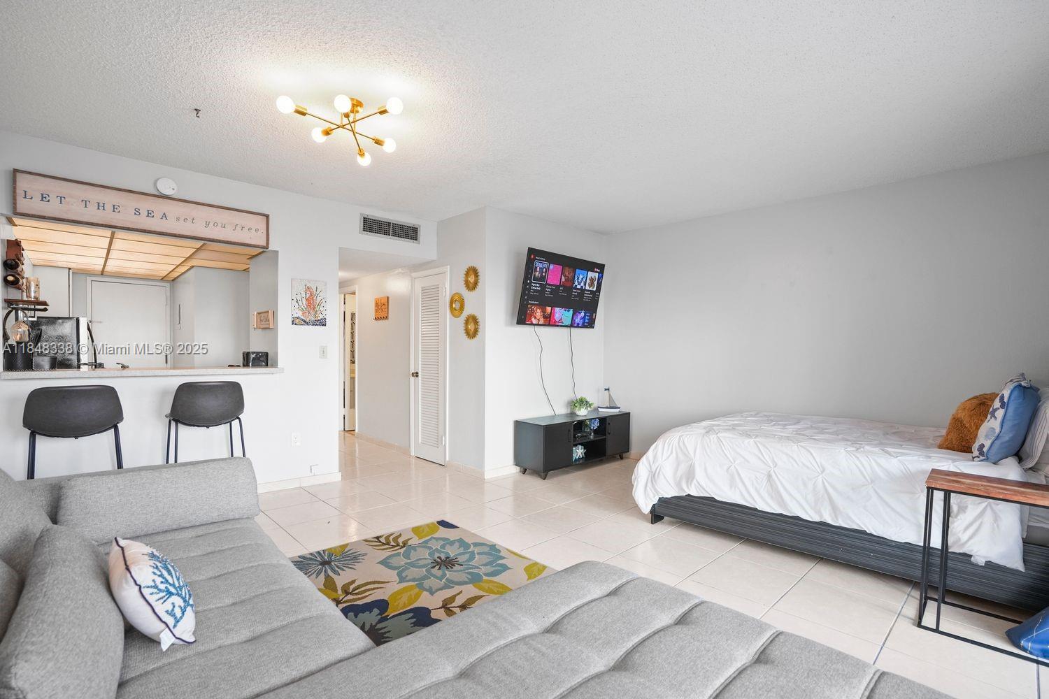 See details 3A 1 / 1 545 sq. ft. $ 2025-07-28 0 Photo