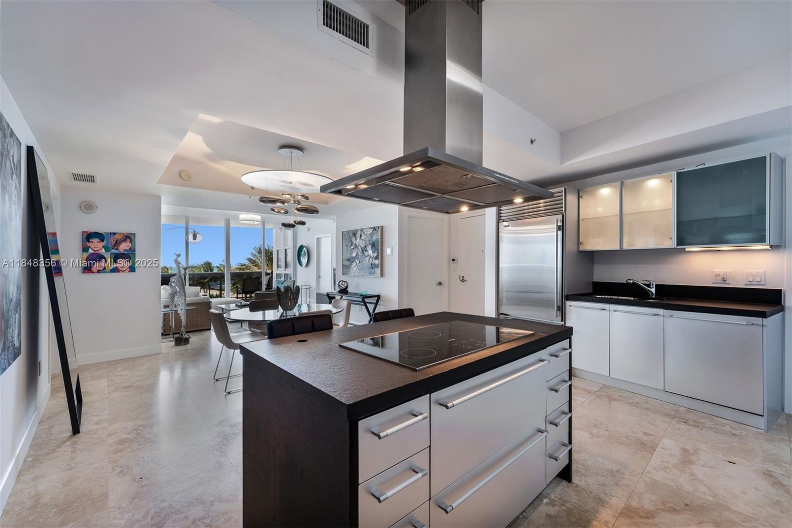 Ver detalles 604 2 / 3 1643 sq. ft. $ 2025-07-28 0 foto