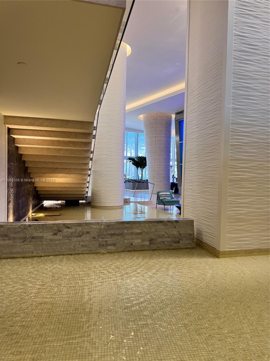 Ver detalles 604 2 / 3 1643 sq. ft. $ 2025-07-28 0 foto