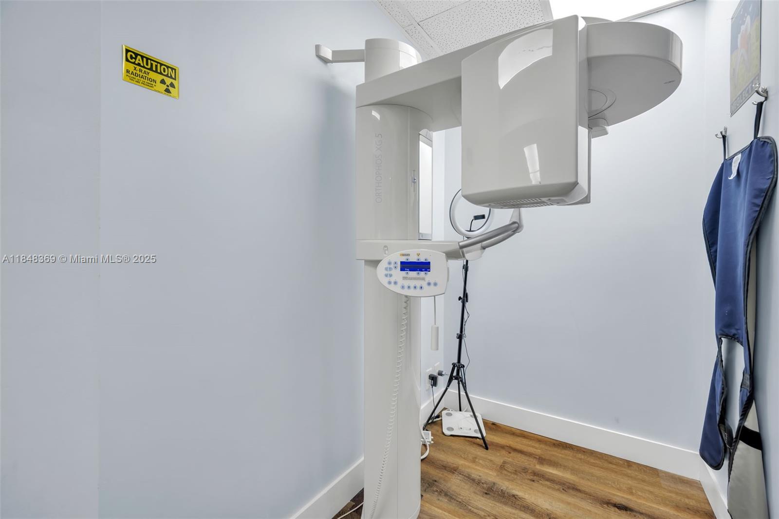  /   sq. ft. $ 2025-07-28 0 foto