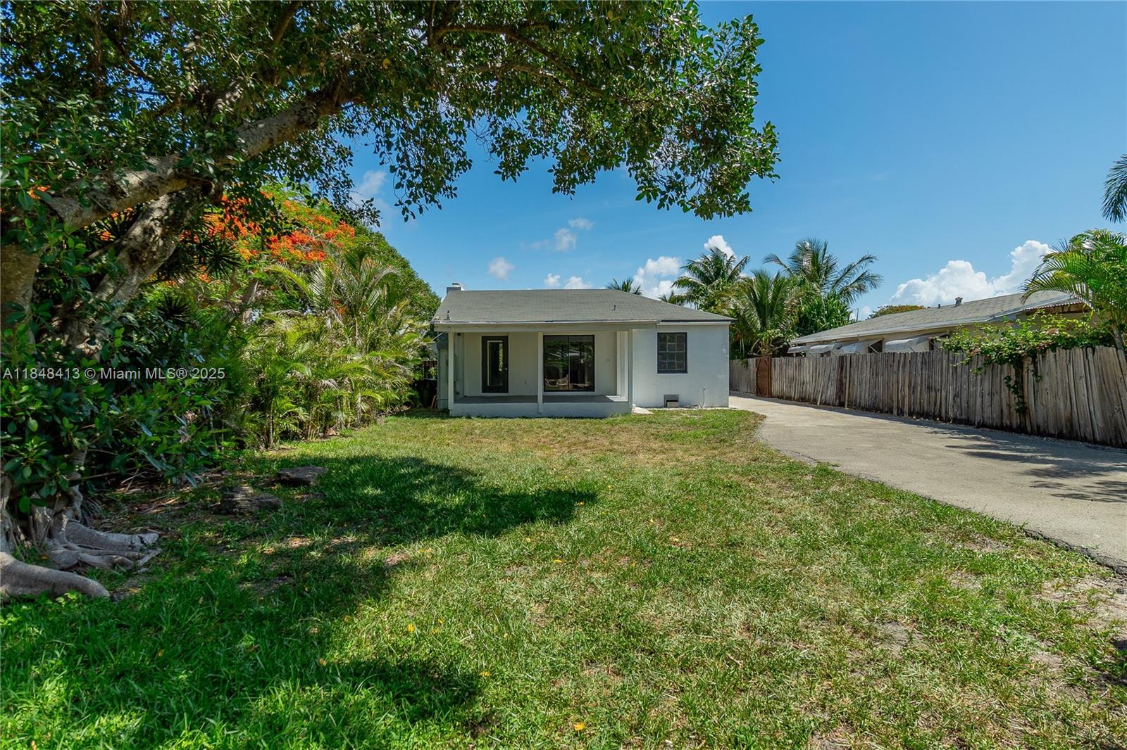 See details / sq. ft. $ 2025-07-28 0 Photo