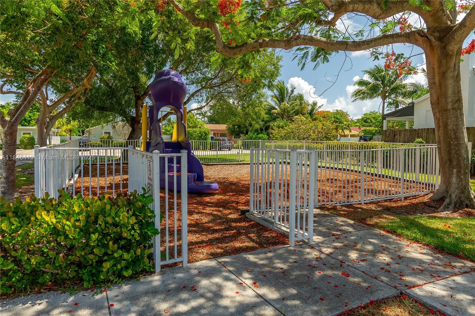 See details / sq. ft. $ 2025-07-28 0 Photo