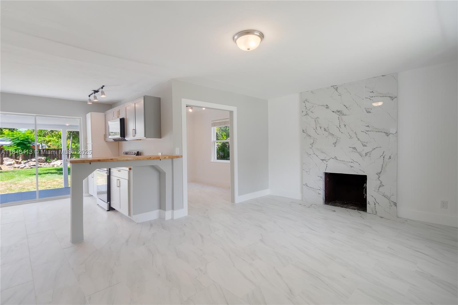 See details / sq. ft. $ 2025-07-28 0 Photo