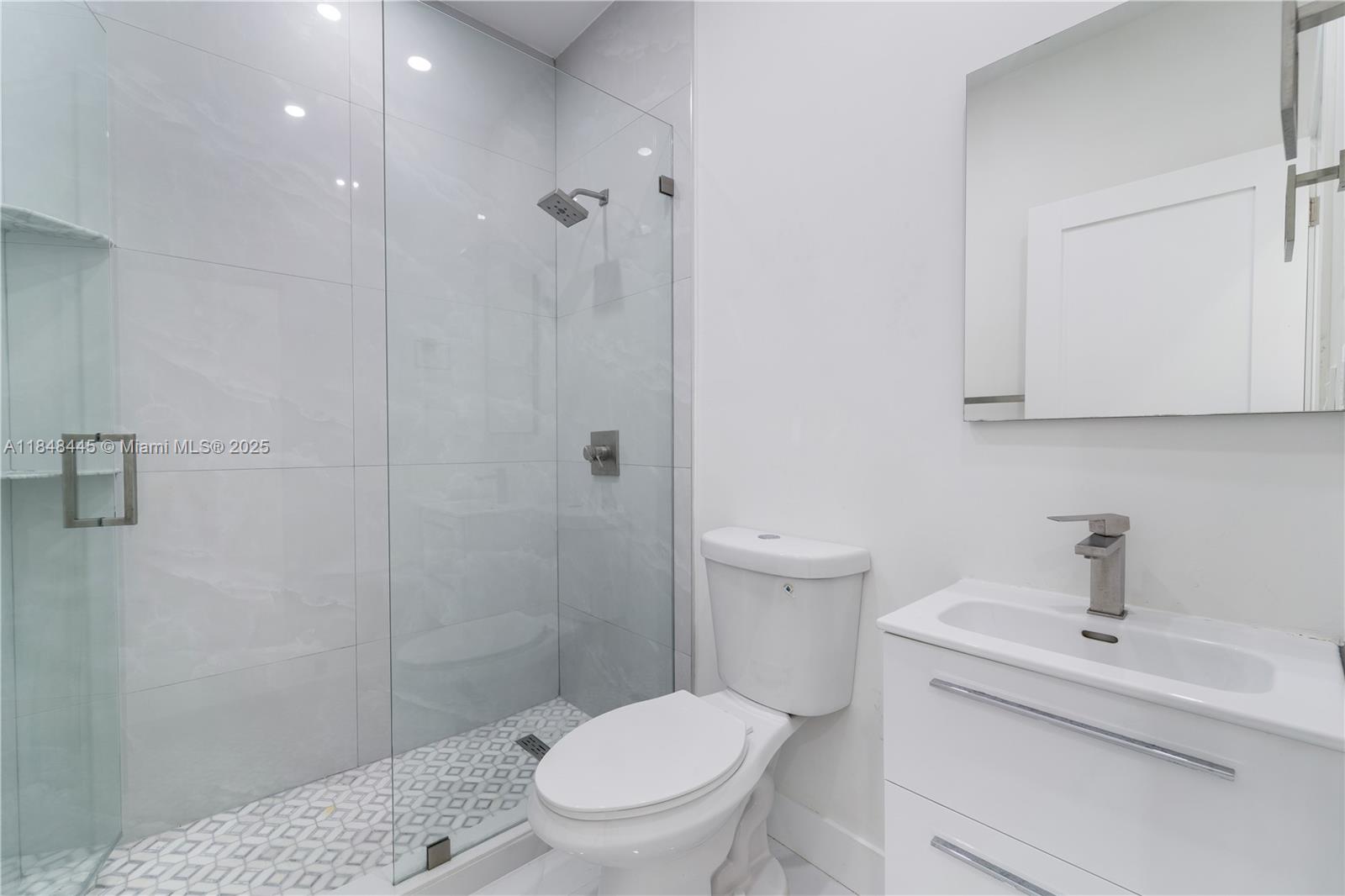 20735 3 / 2 1351 sq. ft. $ 2025-09-10 0 foto