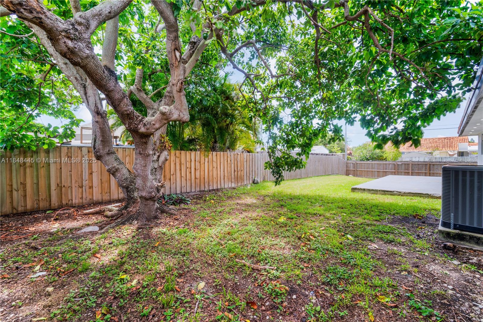 20735 3 / 2 1351 sq. ft. $ 2025-09-10 0 foto