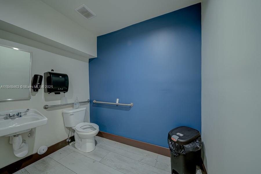 See details / sq. ft. $ 2025-07-28 0 Photo